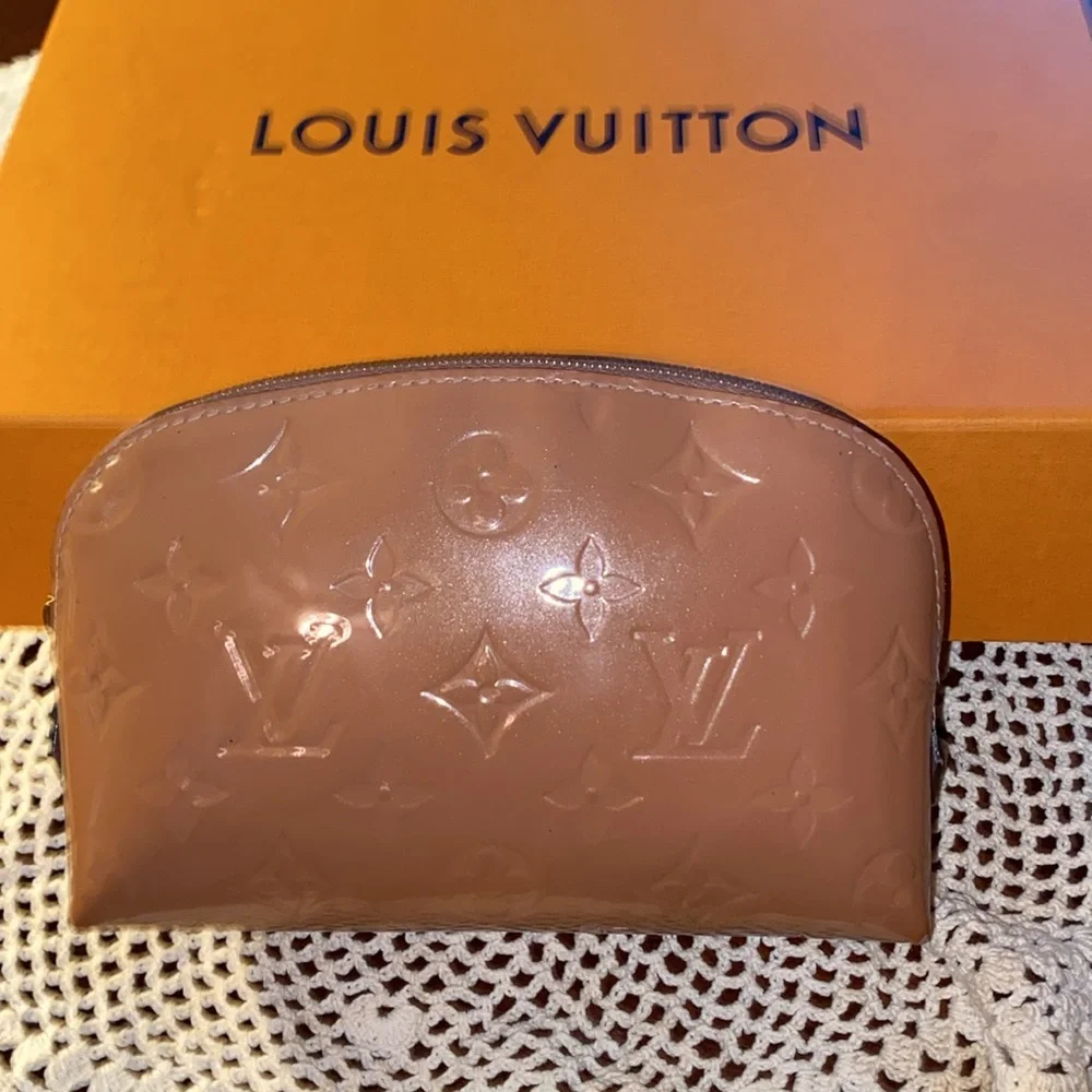 Louis Vuitton VERNIER Pochette COA & Box No Callouts Compare at $700+